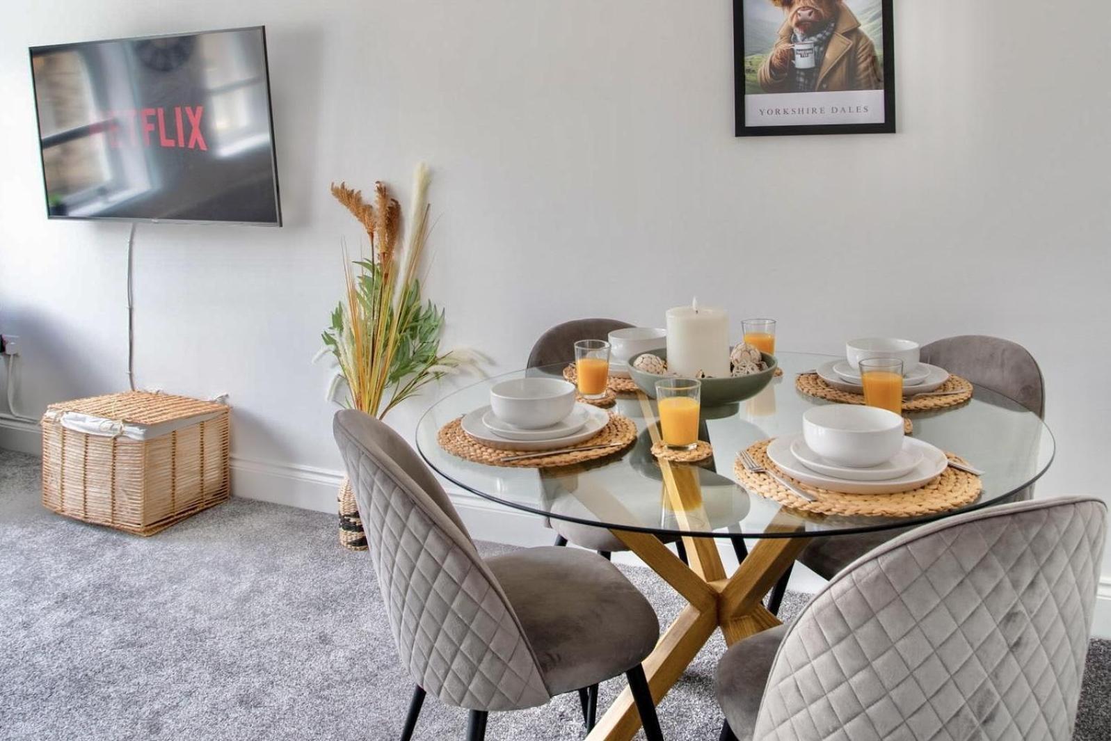 The Yorkshire Crown - Luxury Apartment - Free Parking Nearby Harrogate Exterior foto